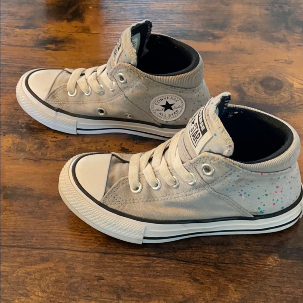 Girls Converse
